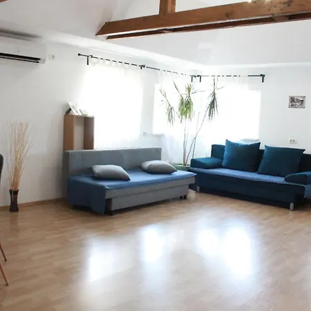 News 부쿠레슈티